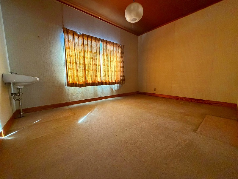 ■□米子市新開1丁目中古戸建□■の洋室