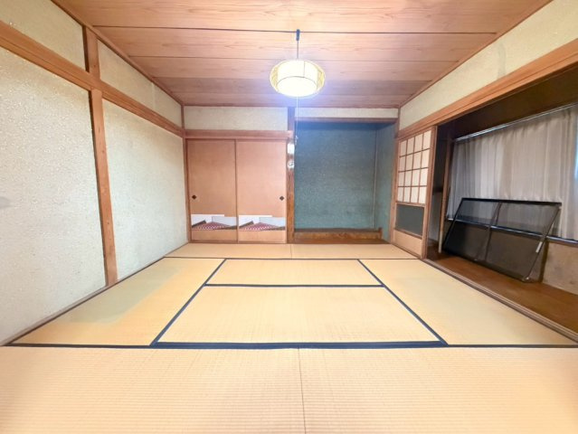 柏崎市鯨波レントハウスの和室