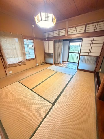 柏崎市鯨波レントハウスの和室