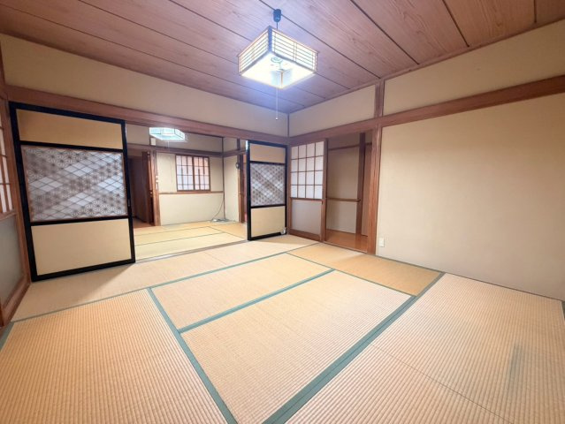 柏崎市鯨波レントハウスの和室