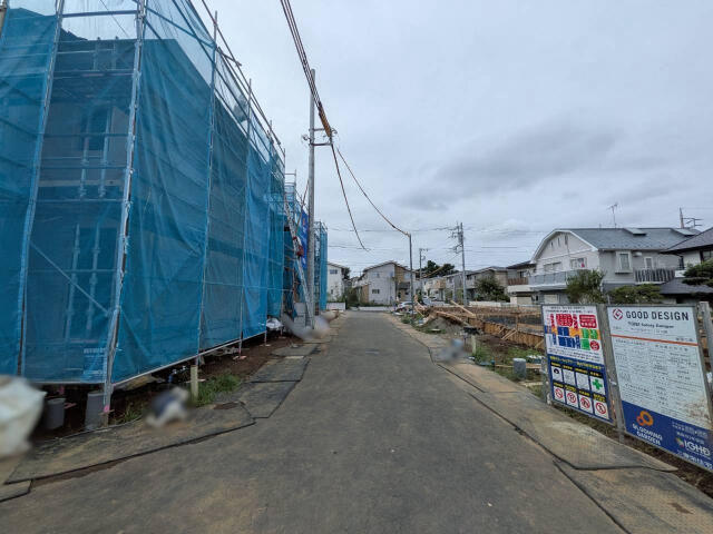 ブルーミングガーデン　市川市国府台３丁目１０棟／１期７号棟の前面道路含む現地写真|現地写真（2026.9.27撮影）