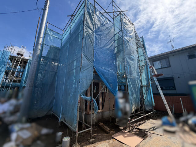 ブルーミングガーデン　市川市国府台３丁目１０棟／１期７号棟の前面道路含む現地写真|外観写真（(7)号棟）