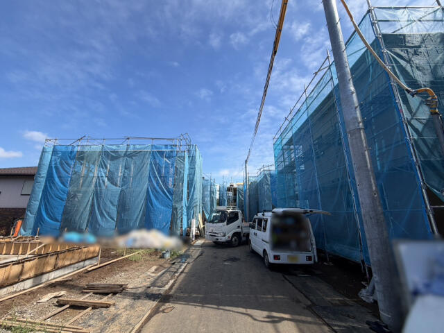 ブルーミングガーデン　市川市国府台３丁目１０棟／１期７号棟の前面道路含む現地写真|現地写真