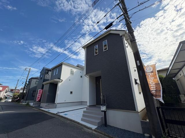船橋市三山４丁目３２５番の前面道路含む現地写真