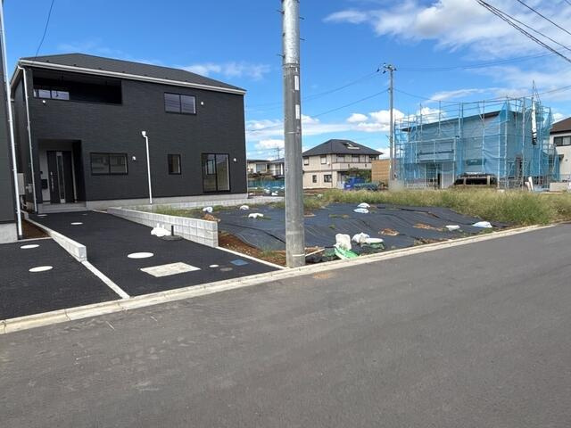 船橋市前貝塚町　第９の前面道路含む現地写真