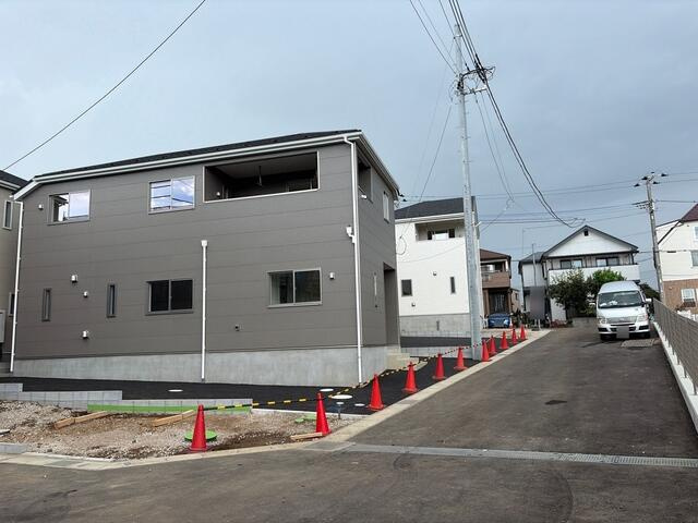 松戸市六実　第１２の前面道路含む現地写真