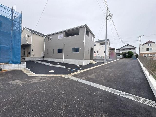 松戸市六実　第１２の前面道路含む現地写真