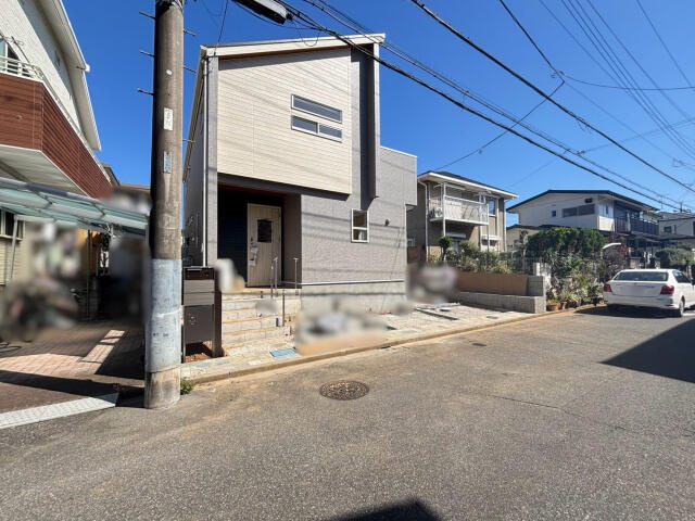 ブルーミングガーデン　柏市南増尾３丁目１棟／１期１号棟の前面道路含む現地写真|【外観写真】