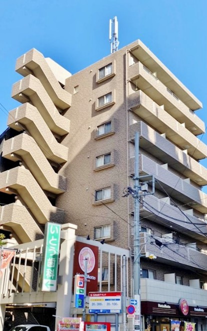 クレスト高円寺の外観