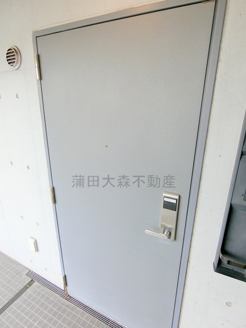 Urban　Link蒲田の玄関