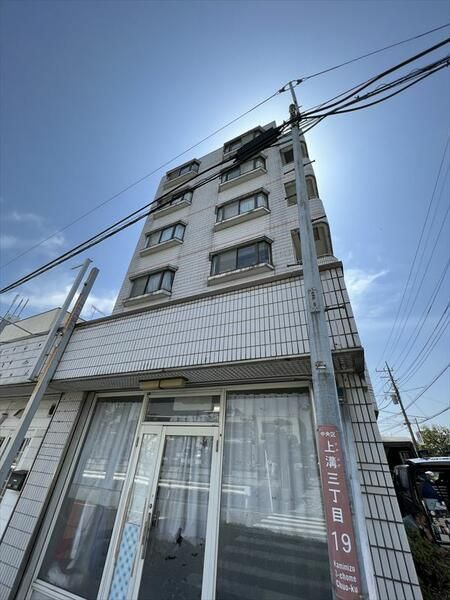 ＫｙＭａｘ上溝ビルの外観