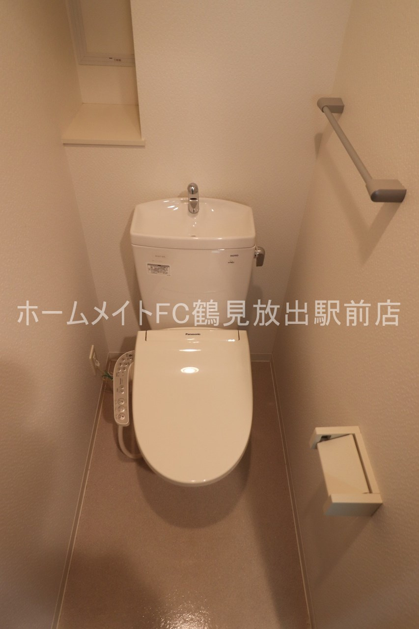 大阪市鶴見区今津北５丁目の賃貸マンションのトイレ