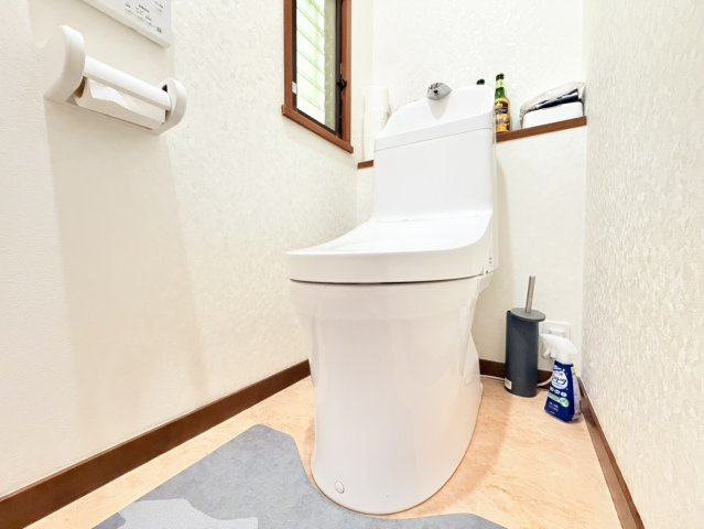 鹿嶋市武井中古物件のトイレ