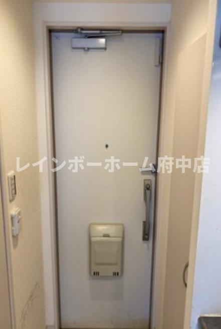 リブリ・La Paisibleの玄関