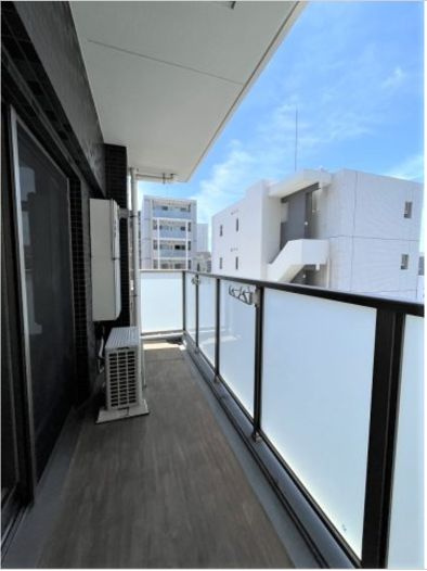 名古屋市中区伊勢山２丁目の賃貸マンションのバルコニー