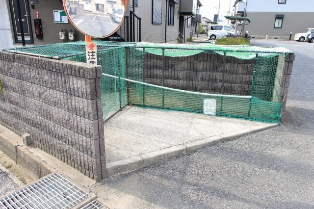 ロイヤルガーデンアネックスのその他共用部分|ごみステーション♪