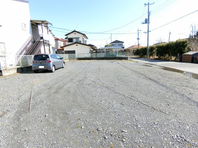 サンハイツ大芝の駐車場