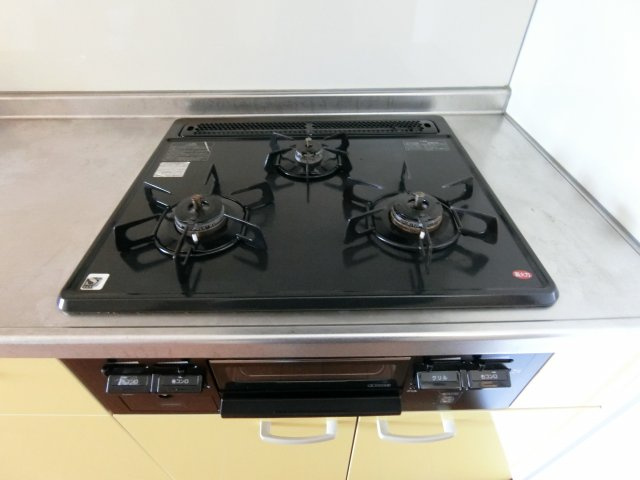サンヴェール下永吉のキッチン