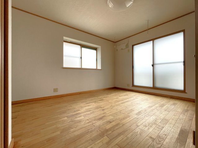 季美の森東貸家の洋室