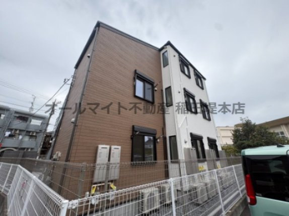 川崎市多摩区菅北浦２丁目のアパートの外観