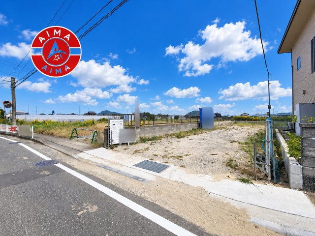 福岡市西区田尻3丁目第3-2棟（2号棟）の前面道路含む現地写真|見学の時間などお気軽にお問い合わせ下さい。