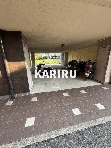 M'sプラザ城東六番館の駐車場