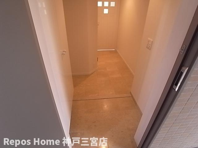 KAISEI新神戸第2WESTの玄関