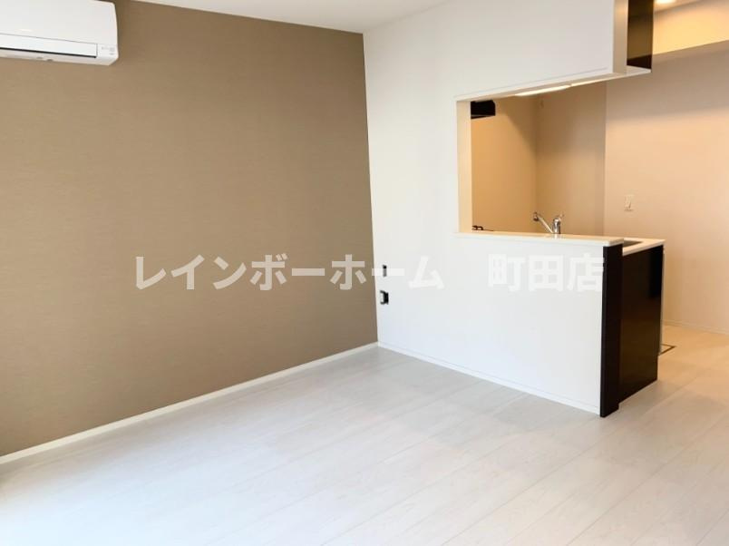 アフルエントゥ※初期費用分割あと払いサービス利用可能物件の居間・リビング