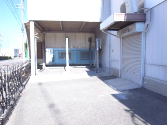 摂津市南別府町貸倉庫