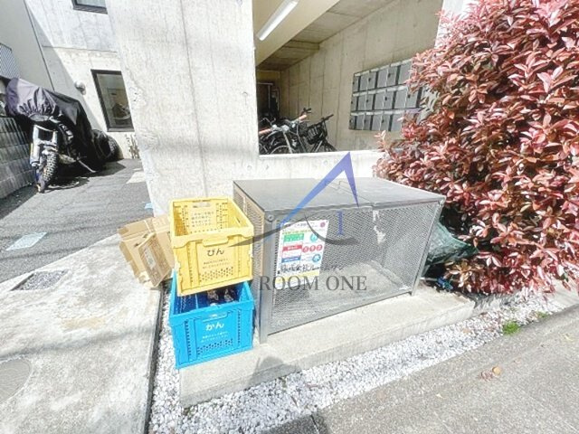 MidCUBE中台