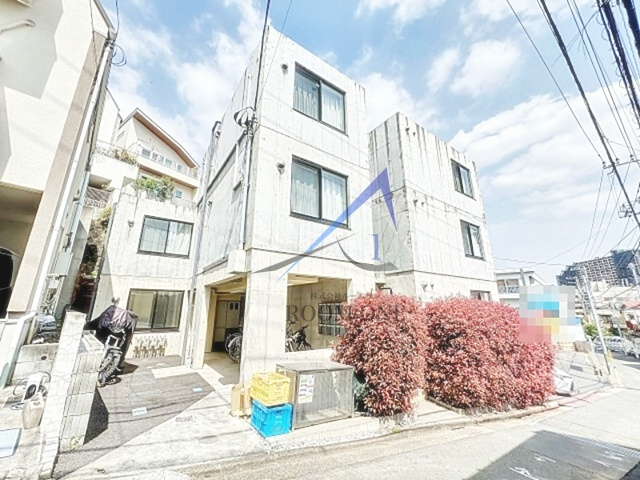 MidCUBE中台