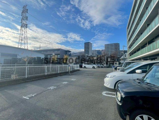【駐車場】 | セレノスクエア