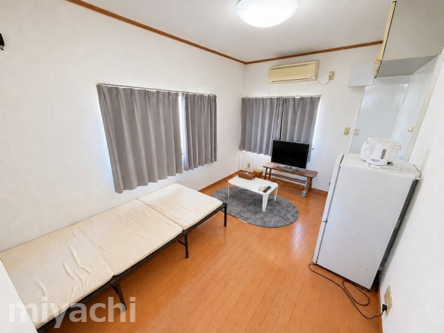 リバーハイツ学園前　Aの洋室