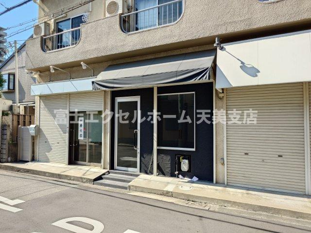 フェニックスさかいのエントランス