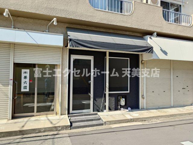 フェニックスさかいのエントランス