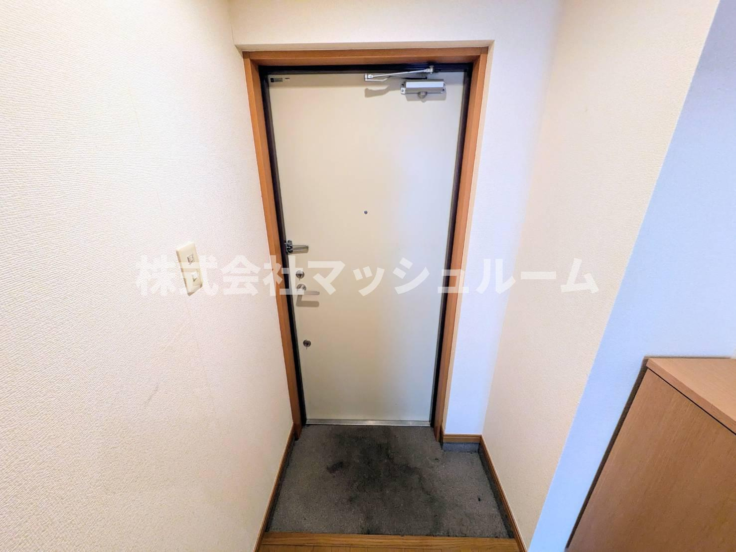 杉並区高円寺南３丁目の賃貸マンションの玄関