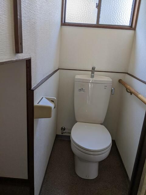相模台貸店舗のトイレ
