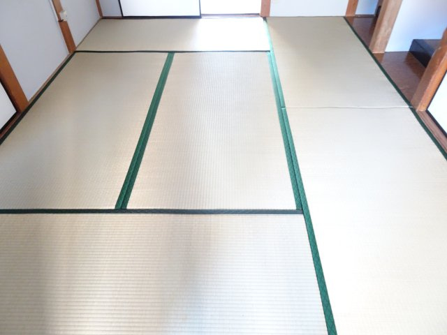 大垣市三津屋町戸建の和室