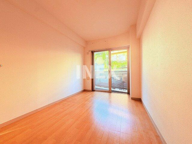 横浜市中区麦田町２丁目の賃貸マンションの内装