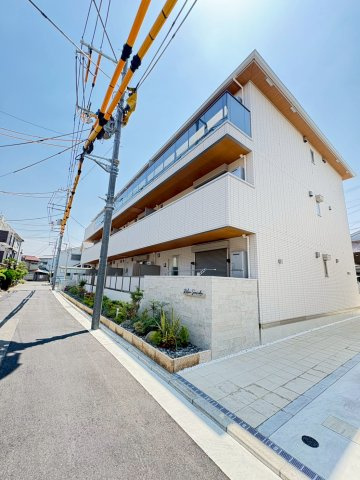 Ｒｅｌｉｅｒ千里丘の外観