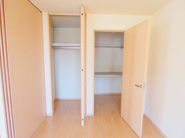 シャーメゾンY　Ⅰの収納