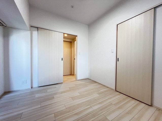 プレジオ梅田の洋室