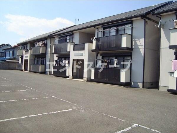 エルフローラBの外観|高崎、前橋のお部屋探しはエンドスケープまで！お客様の理想お聞かせ下さい♪