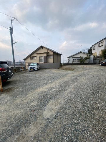 輝国駐車場の外観