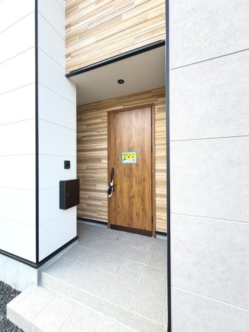 【新築戸建】札幌市西区西野7条8丁目2棟のエントランス|同仕様物件