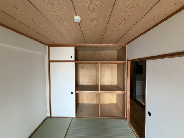 サーパス北新保の収納