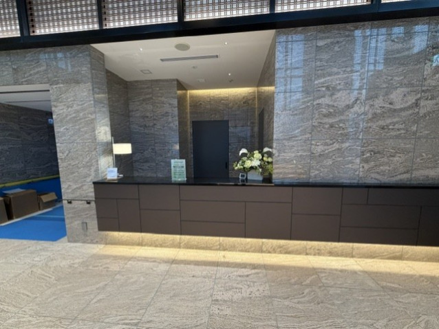 プラウドタワー岡山のロビー