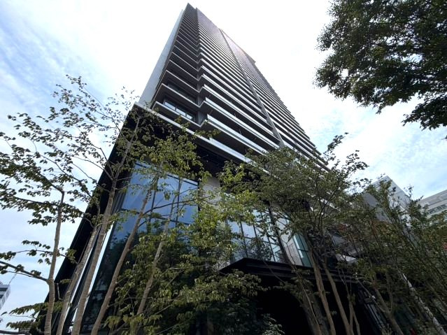 プラウドタワー岡山の外観