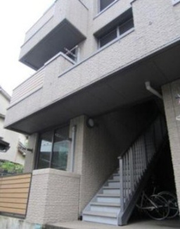 【エントランス】 | ラフィネ学芸大学