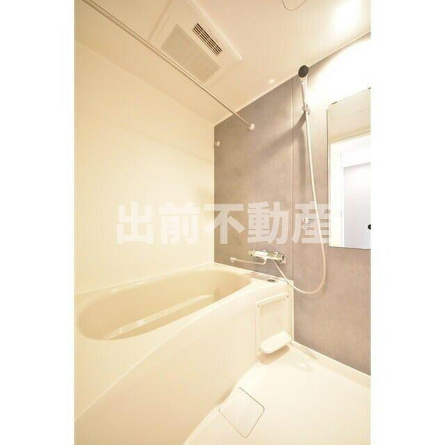 プレアス新大久保の浴室